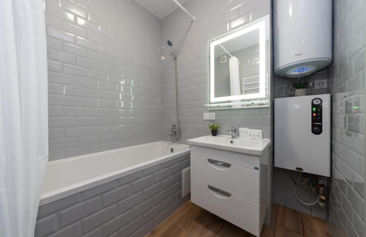 Flatrent Olympic Park, Метро Бориспільська Поруч! 키예프 외부 사진